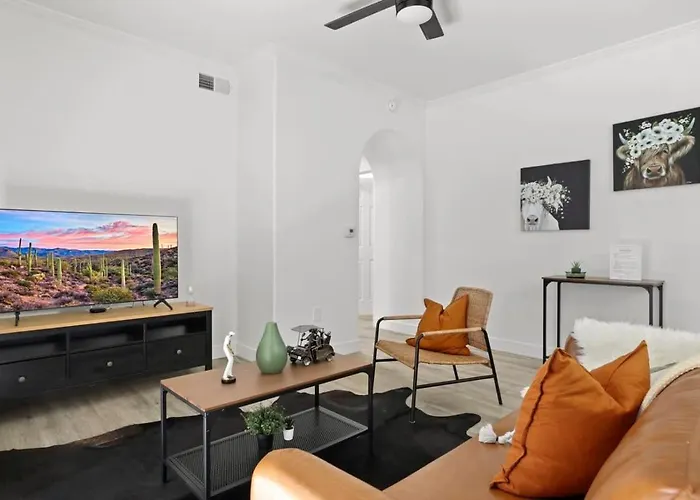 Apartment Champion's Cozysuite Walk To The Stadium With Pool! *